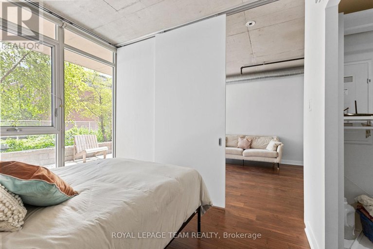 28594562/232-340-mcleod-street/ottawa-centre/ottawa/ontario/K2P1A4_13