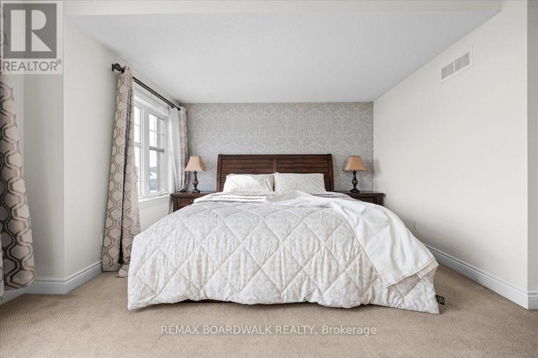 29618402/330-bobolink-ridge/emerald-meadowstrailwest/ottawa/ontario/K2V0B7_31