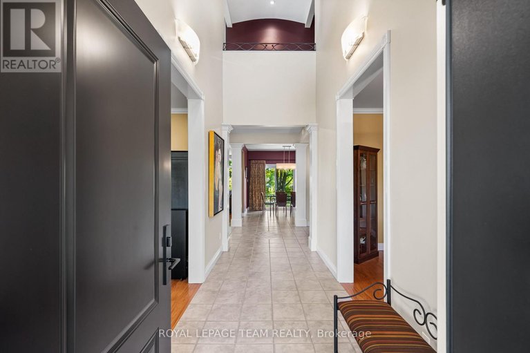 29461995/1601-apeldoorn-avenue/carleton-heights/ottawa/ontario/K2C1V4_8