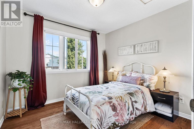 28799334/62-college-circle/castle-heights/ottawa/ontario/K1K4R8_20