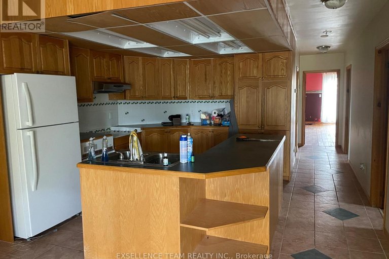 29033422/20115-beaupre-road-w/south-glengarry-charlottenburgh-twp/south-glengarry/ontario/K0C1L0_3