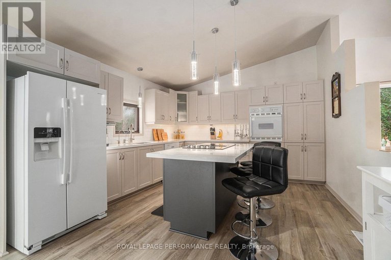 29075002/164-cardinal-crescent/clarencerockland-twp/clarence-rockland/ontario/K4K1K9_11