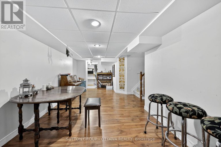 28992847/1473-launay-avenue/fallingbrookpineridge/ottawa/ontario/K4A3R9_32