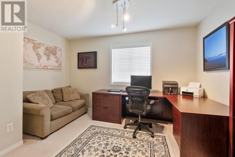 28595258/15-mcpeake-place/morgans-grantsouth-march/ottawa/ontario/K2K3K4_31
