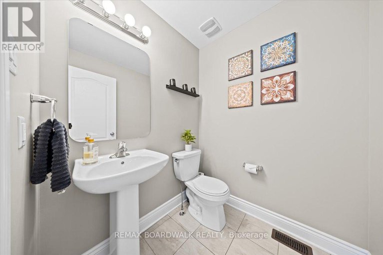 29414460/2424-marble-crescent/town-of-rockland/clarence-rockland/ontario/K4K1P6_6