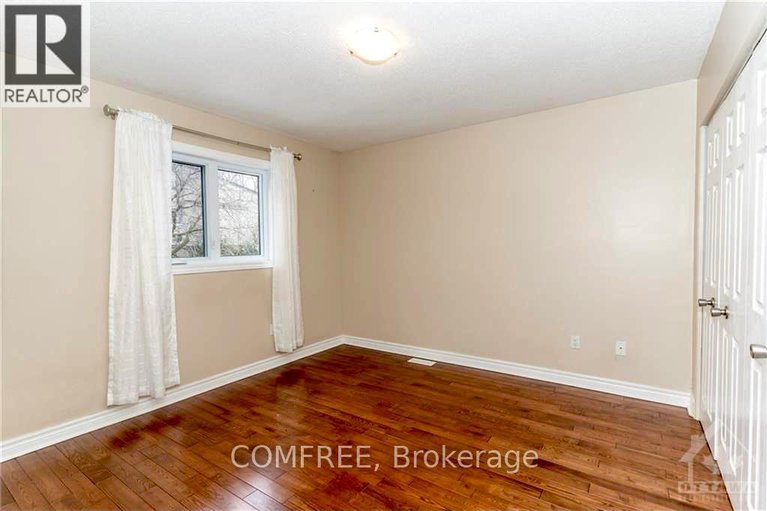 28722472/152-twyford-street/hunt-club/ottawa/ontario/K1V0V7_23