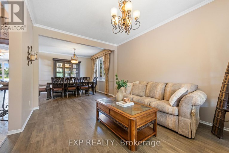 28525315/2132-valenceville-crescent/avalon-east/ottawa/ontario/K4A4K4_5
