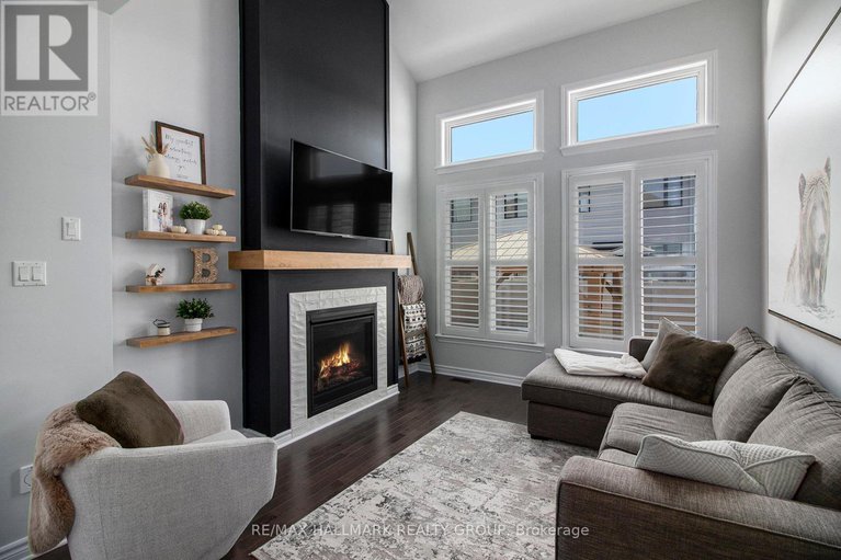 28905393/754-cairn-crescent/mer-bleuebradley-estatesanderson-park/ottawa/ontario/K1W0P4_13