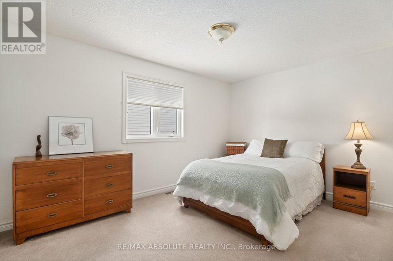 29431379/192-fairbairn-bros-street/almonte/mississippi-mills/ontario/K1A0A1_25