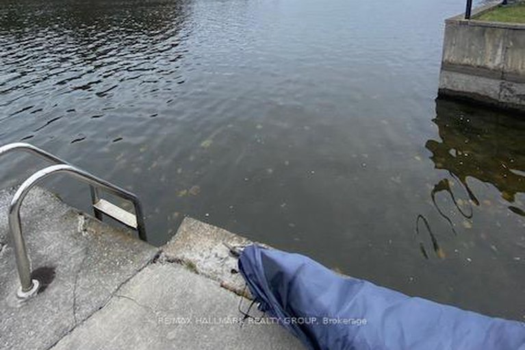 29093421/3633-revelstoke-drive/mooneys-bayrevelstoke/ottawa/ontario/K1V7C2_24