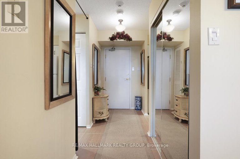 28804579/1006-545-st-laurent-boulevard/viscount-alexander-park/ottawa/ontario/K1K4H9_3