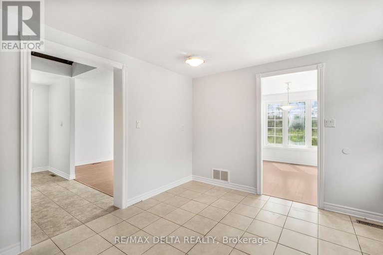 28676642/353-russell-road/clarencerockland-twp/clarence-rockland/ontario/K0A2A0_13
