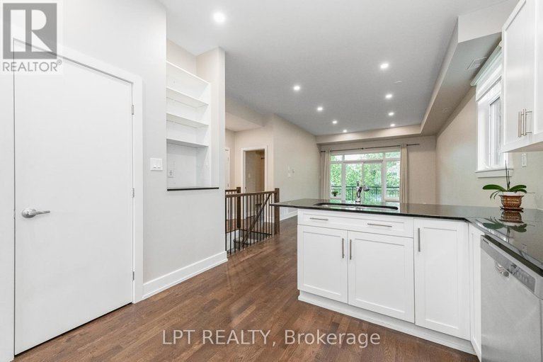 29175936/10-57-bergeron-private/chapel-hill/ottawa/ontario/K1C0C2_15