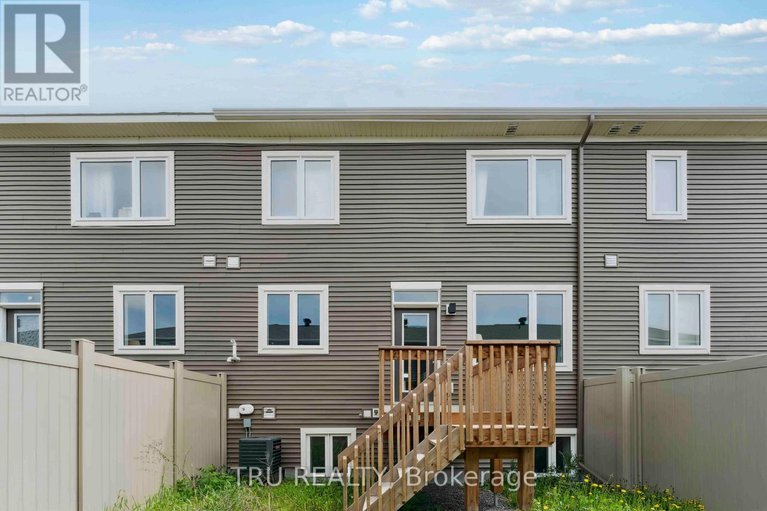 28426936/639-chillerton-drive/half-moon-bay/ottawa/ontario/K2J6X8_48