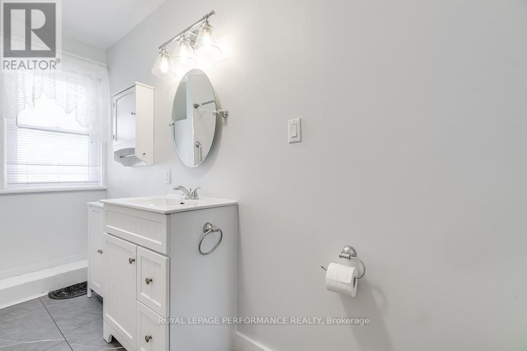 28907262/7-spruce-street-s/lancaster/south-glengarry/ontario/K0C1N0_14