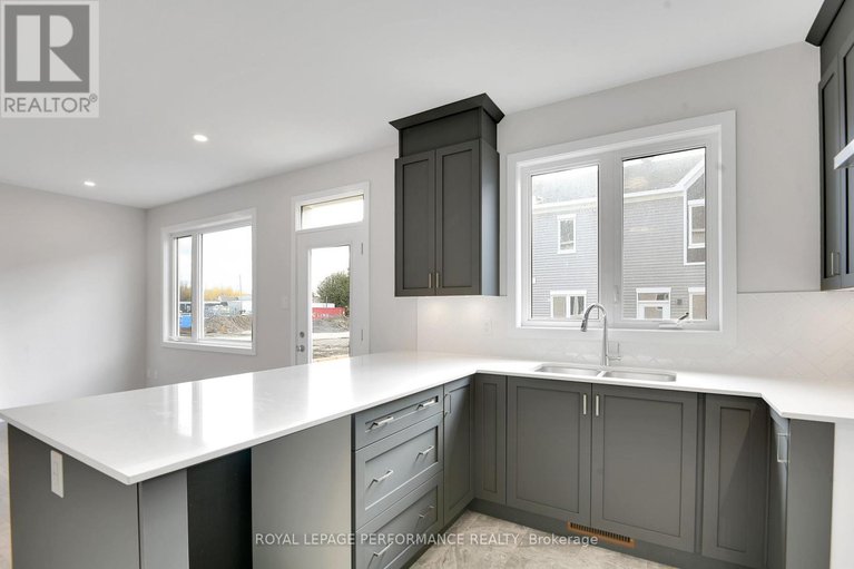28336168/116-pizzicato-street/mer-bleuebradley-estatesanderson-park/ottawa/ontario/K1W0S2_22