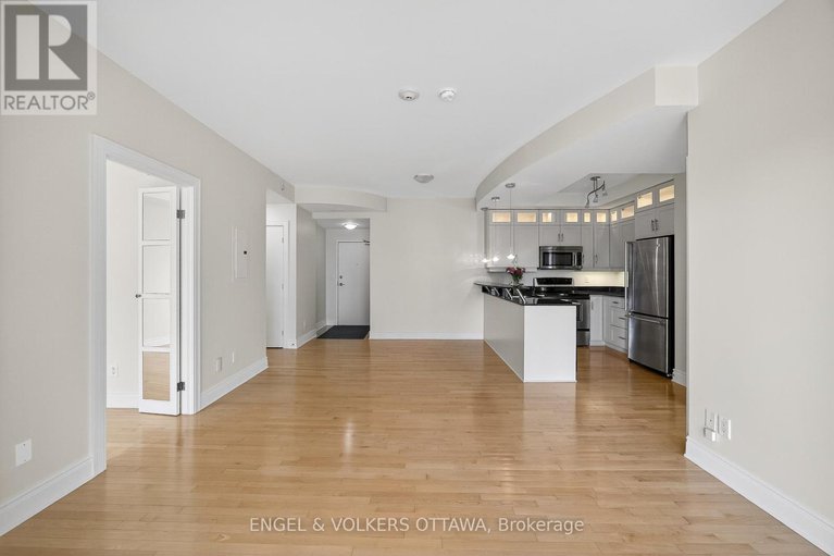 28911458/505-95-bronson-avenue/ottawa-centre/ottawa/ontario/K1R1E2_6