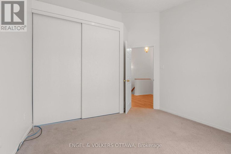 29256000/28-camberley-street/barrhaven-east/ottawa/ontario/K2G6W2_6