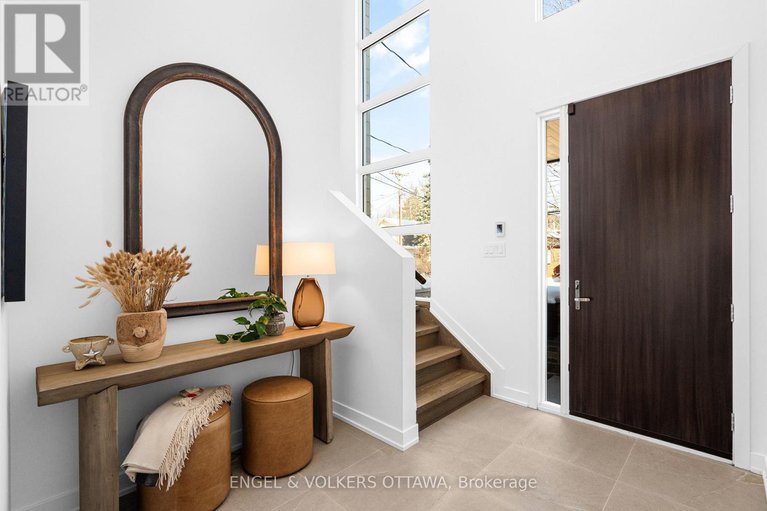 29349449/508-roosevelt-avenue/mckellarhighland/ottawa/ontario/K2A1Z8_3