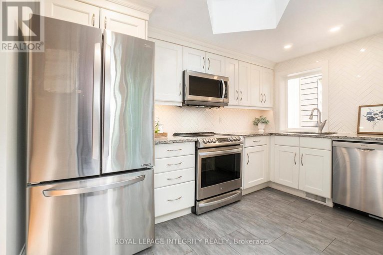 29076592/115-springhurst-avenue/ottawa-east/ottawa/ontario/K1S0E3_8