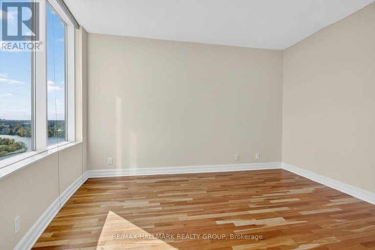 29029375/1707-3590-rivergate-way/quinterra/ottawa/ontario/K1V1V6_23