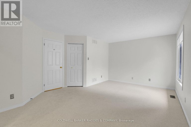 28395342/62-beechfern-drive/stittsville-central/ottawa/ontario/K2S1E3_21