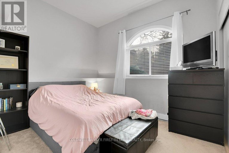 29633172/604-tanguay-court/katimavik/ottawa/ontario/K2L3X3_23