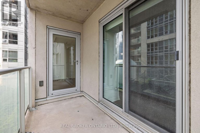 28861152/407-196-besserer-street/sandy-hill/ottawa/ontario/K1N0B6_22