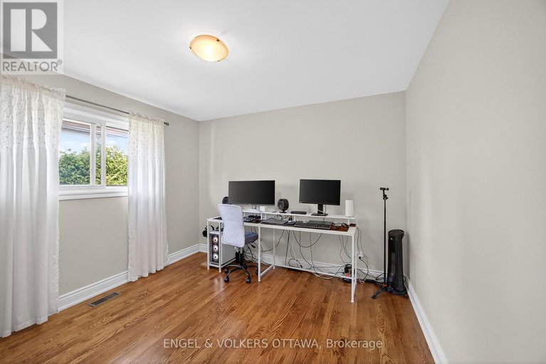 28897770/1291-notting-hill-avenue/ellwood/ottawa/ontario/K1V6T5_15