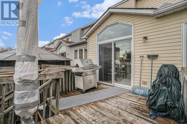 28558570/170-midsummer-terrace/queenswood-heights-south/ottawa/ontario/K1E3V6_30
