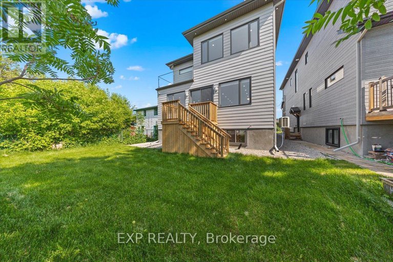 28431666/1357-mory-street/emerald-woodssawmill-creek/ottawa/ontario/K1T1C8_39