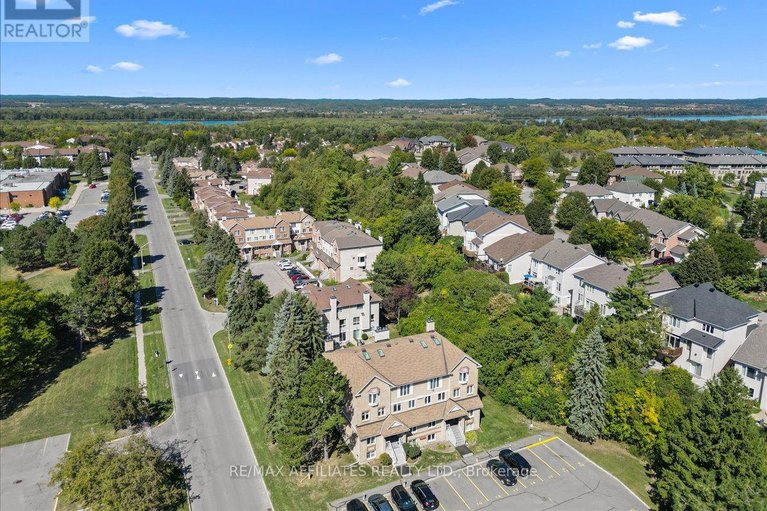 29001159/a-6643-bilberry-drive/convent-glen-north/ottawa/ontario/K1C4N5_27