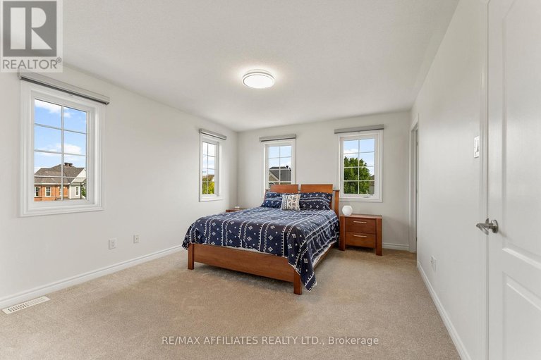 28808189/407-coldwater-crescent/emerald-meadowstrailwest/ottawa/ontario/K2M0J3_29