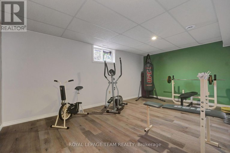 29401092/13025-mackenzie-road/south-dundas-williamsburgh-twp/south-dundas/ontario/K0C1H0_32