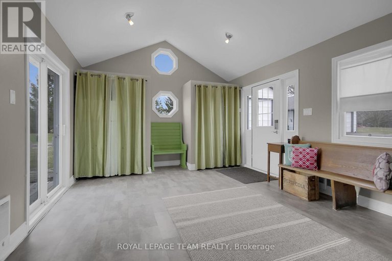 28403299/1456-meadow-drive/greely/ottawa/ontario/K4P1B1_35