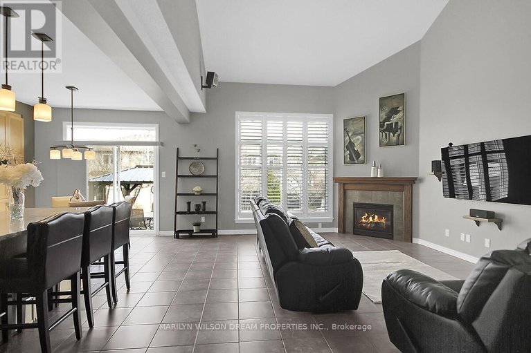 28390178/652-netley-circle/blossom-parkkemp-parkfindlay-creek/ottawa/ontario/K1T0A4_10