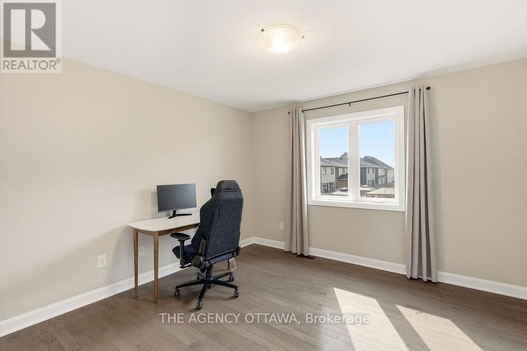 29672100/336-barrett-farm-drive/blossom-parkkemp-parkfindlay-creek/ottawa/ontario/K1T0X8_30