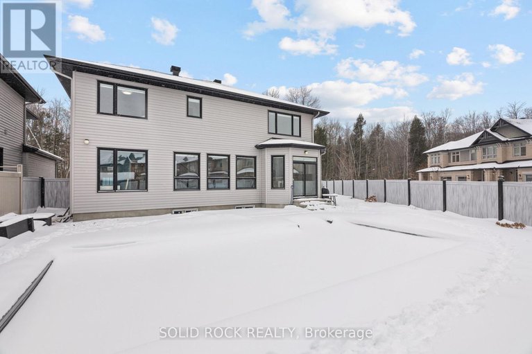 29234213/242-shinleaf-crescent/mer-bleuebradley-estatesanderson-park/ottawa/ontario/K1W0J2_37