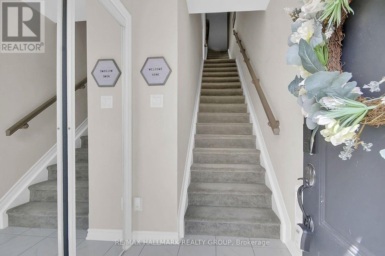 29641678/220-pilot-private/emerald-meadowstrailwest/ottawa/ontario/K2V0S4_5