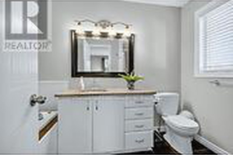 28946119/108-landover-crescent/emerald-meadowstrailwest/ottawa/ontario/K2M2W4_20