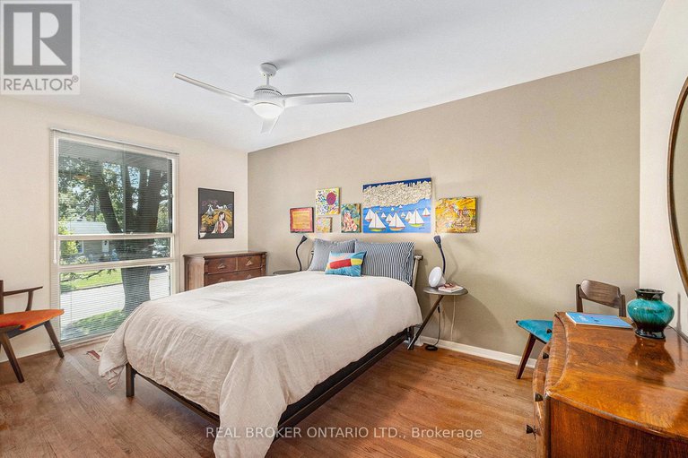 28867748/805-nicholson-avenue/mooneys-bayriverside-park/ottawa/ontario/K1V6N4_14
