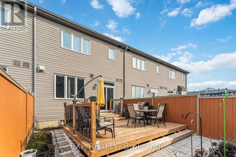 28572784/347-mountain-sorrel-way/avalon-west/ottawa/ontario/K4A1H7_14