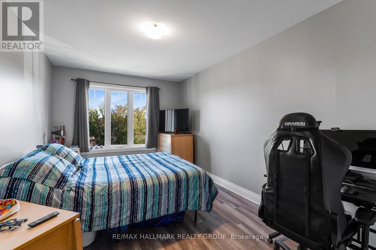28931407/285-306-masters-lane/town-of-rockland/clarence-rockland/ontario/K4K0L3_19
