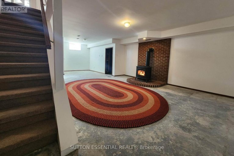 29349471/11-oak-street/augusta-twp/augusta/ontario/K0E1P0_24