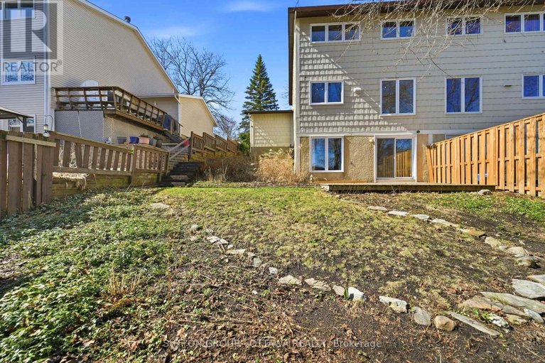 29633973/110-pigeon-terrace/hunt-clubwestern-community/ottawa/ontario/K1V9H7_44