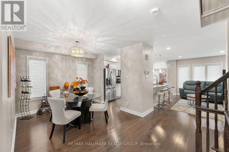 29150992/311-travis-street/mer-bleuebradley-estatesanderson-park/ottawa/ontario/K1W0E5_4