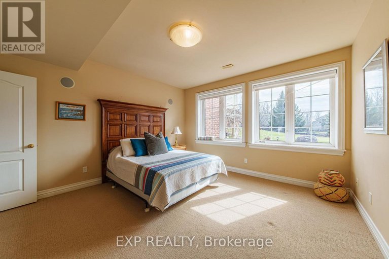 29657643/1283-rideau-cove-court/cedardale/ottawa/ontario/K1V1R8_33