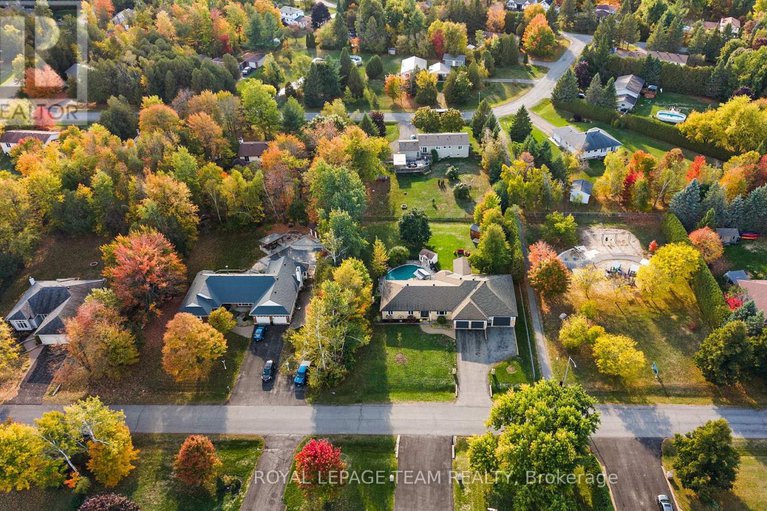 28988977/3372-bramble-lane/osgoode/ottawa/ontario/K0A2W0_48