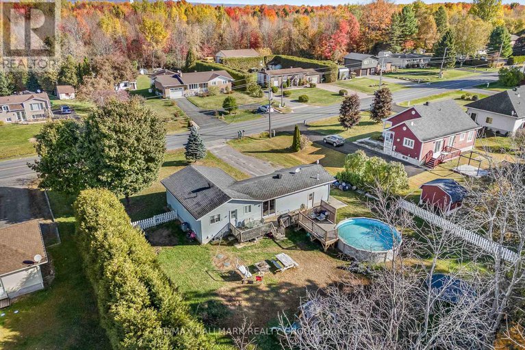 29017569/912-pattee-road-e/champlain-twp/champlain/ontario/K6A2R2_34