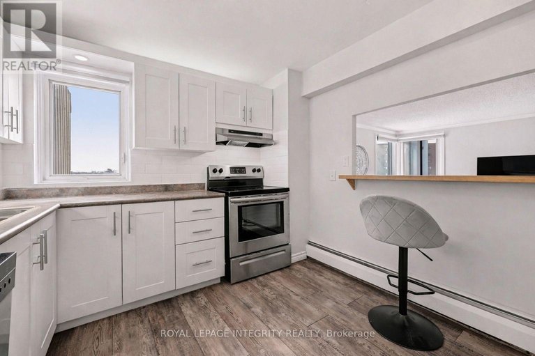 29563749/906-1081-ambleside-drive/woodroffe/ottawa/ontario/K2B8C8_12